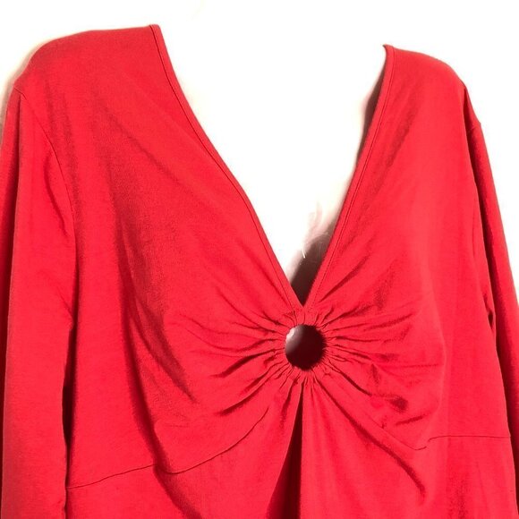Wild Fable Stretch Tee Red with Ring Cutout at Cleavage  NEW - Picture 2 of 7